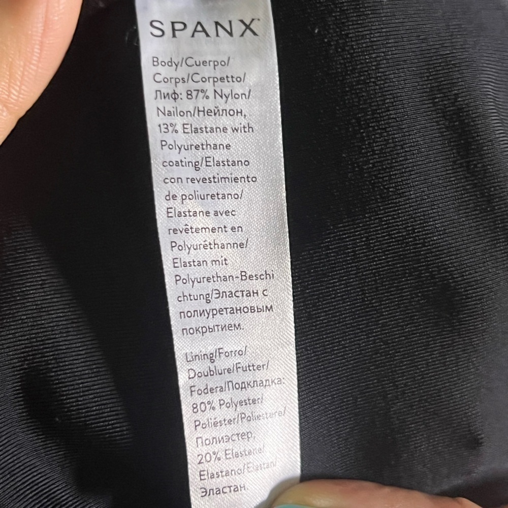 SPANX Women’s Faux Leather Black Leggings - Picture 9 of 12